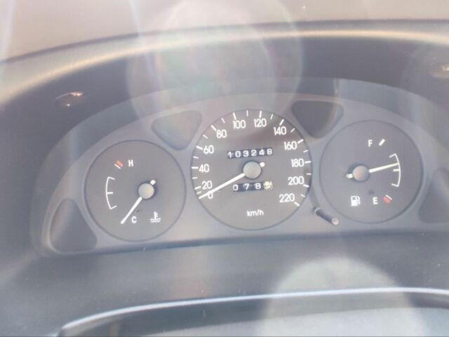 Сірий Деу Інша, об'ємом двигуна 1.5 л та пробігом 103 тис. км за 2000 $, фото 9 на Automoto.ua