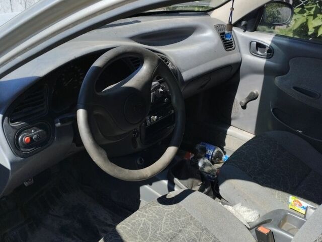 Сірий Деу Інша, об'ємом двигуна 1.5 л та пробігом 10 тис. км за 1600 $, фото 5 на Automoto.ua