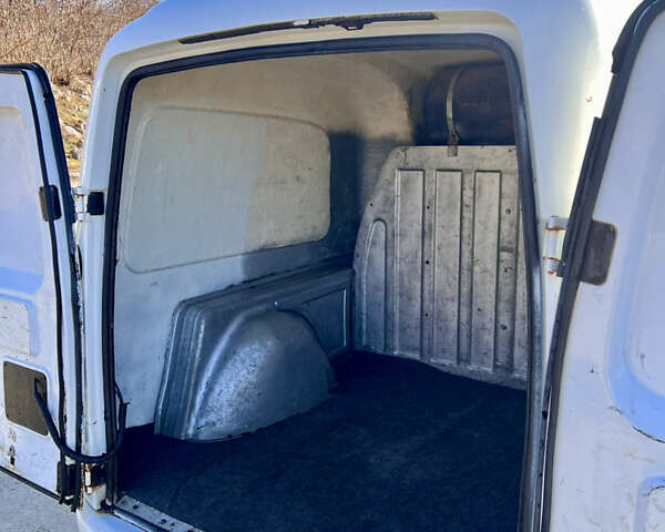 Белый Дэу Lanos Cargo, объемом двигателя 1.5 л и пробегом 368 тыс. км за 2200 $, фото 8 на Automoto.ua