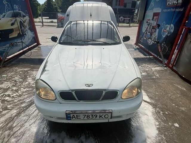Білий Деу Lanos Cargo, об'ємом двигуна 1.5 л та пробігом 200 тис. км за 1350 $, фото 1 на Automoto.ua