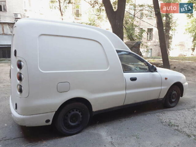 Белый Дэу Lanos Cargo, объемом двигателя 1.5 л и пробегом 277 тыс. км за 2500 $, фото 4 на Automoto.ua