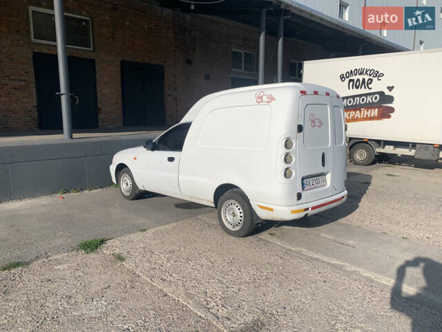 Білий Деу Lanos Cargo, об'ємом двигуна 1.5 л та пробігом 250 тис. км за 2000 $, фото 10 на Automoto.ua