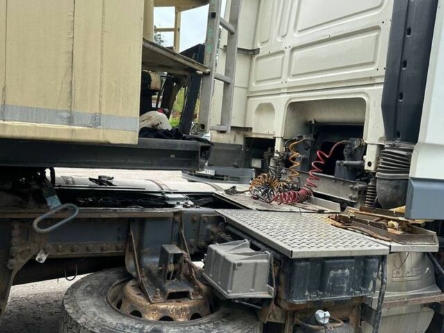 Даф 105, объемом двигателя 0 л и пробегом 0 тыс. км за 7000 $, фото 6 на Automoto.ua