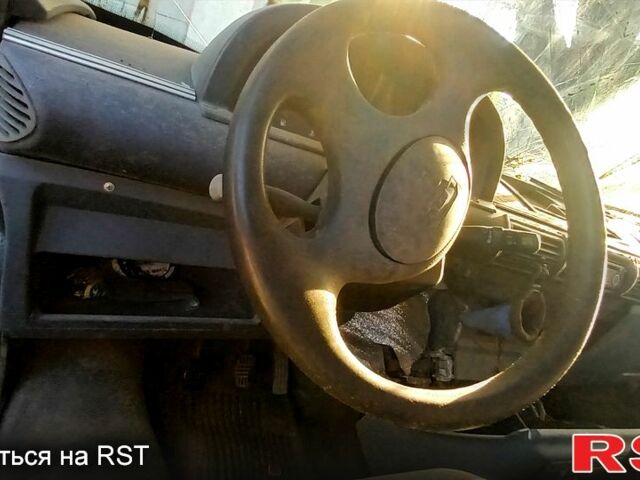 Белый Даф 400, объемом двигателя 2.4 л и пробегом 15 тыс. км за 1170 $, фото 6 на Automoto.ua