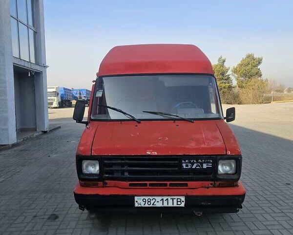 Красный Даф 400 груз., объемом двигателя 2.4 л и пробегом 116 тыс. км за 950 $, фото 1 на Automoto.ua
