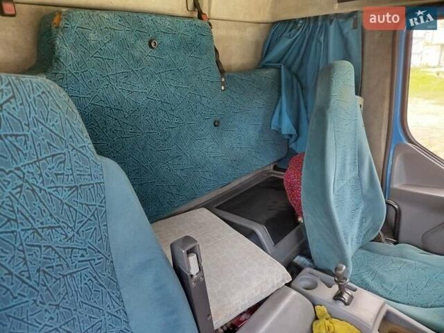 Синий Даф 45, объемом двигателя 4 л и пробегом 817 тыс. км за 12000 $, фото 9 на Automoto.ua