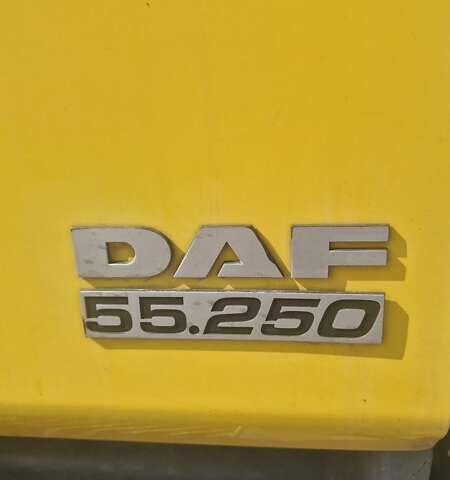 Желтый Даф 55, объемом двигателя 6.69 л и пробегом 605 тыс. км за 16000 $, фото 5 на Automoto.ua