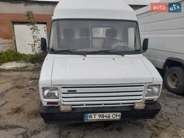 Белый Даф 600, объемом двигателя 2.5 л и пробегом 300 тыс. км за 2800 $, фото 4 на Automoto.ua