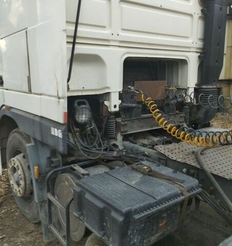 Белый Даф 95, объемом двигателя 0 л и пробегом 900 тыс. км за 17000 $, фото 5 на Automoto.ua