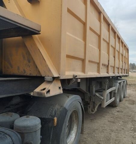 Белый Даф 95, объемом двигателя 0 л и пробегом 900 тыс. км за 17000 $, фото 4 на Automoto.ua