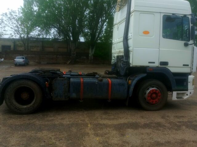 Белый Даф 95, объемом двигателя 11.6 л и пробегом 800 тыс. км за 3500 $, фото 3 на Automoto.ua