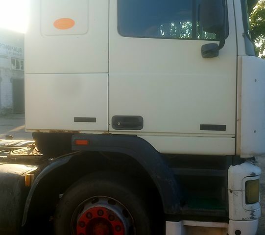 Белый Даф 95, объемом двигателя 11.6 л и пробегом 800 тыс. км за 3500 $, фото 8 на Automoto.ua