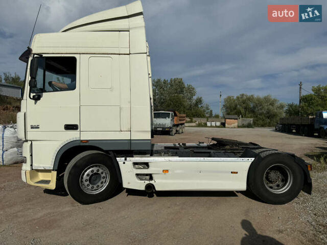 Белый Даф 95, объемом двигателя 12.58 л и пробегом 987 тыс. км за 10000 $, фото 4 на Automoto.ua