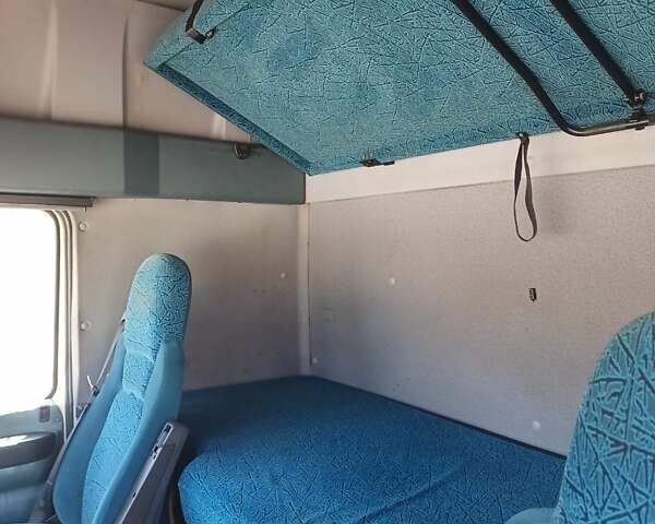Бежевый Даф 95, объемом двигателя 12.58 л и пробегом 1 тыс. км за 11000 $, фото 5 на Automoto.ua