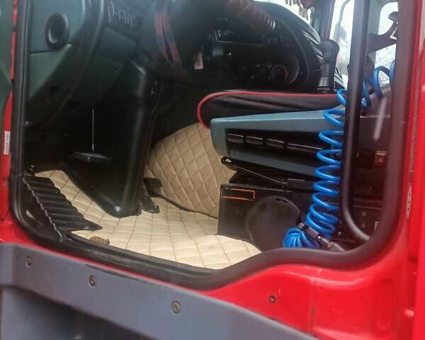 Червоний Даф 95, об'ємом двигуна 0 л та пробігом 1 тис. км за 20000 $, фото 5 на Automoto.ua