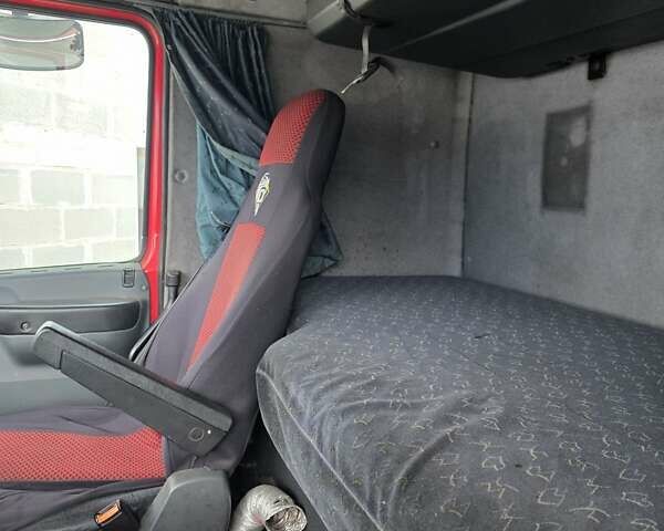 Червоний Даф 95, об'ємом двигуна 0 л та пробігом 100 тис. км за 19500 $, фото 5 на Automoto.ua