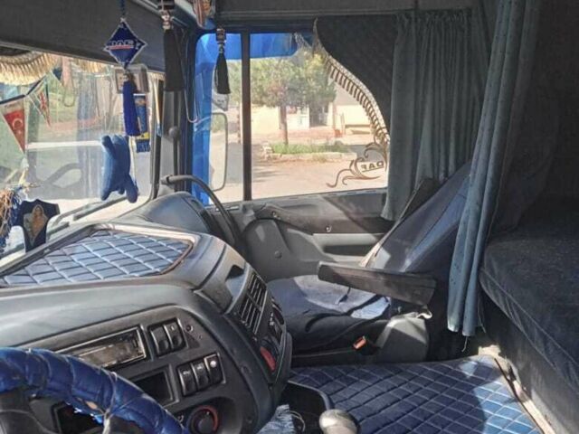 Синій Даф 95, об'ємом двигуна 12.58 л та пробігом 180 тис. км за 8000 $, фото 3 на Automoto.ua