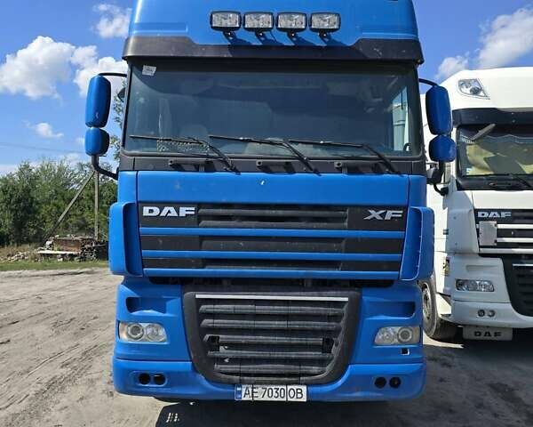 Синий Даф 95, объемом двигателя 12.58 л и пробегом 800 тыс. км за 5999 $, фото 7 на Automoto.ua