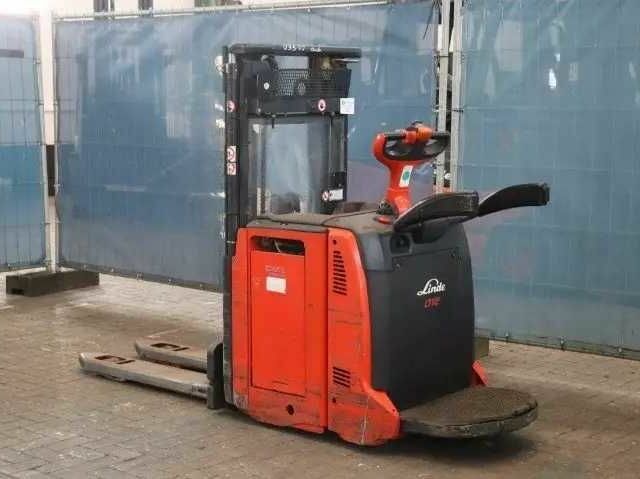 Даф 95 XF 380, об'ємом двигуна 12.58 л та пробігом 0 тис. км за 251452 $, фото 1 на Automoto.ua
