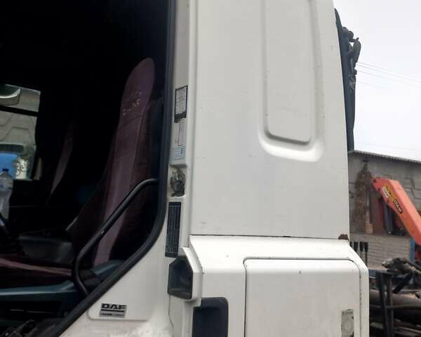 Белый Даф СФ, объемом двигателя 12.58 л и пробегом 999 тыс. км за 32500 $, фото 21 на Automoto.ua