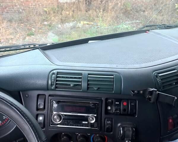 Белый Даф СФ, объемом двигателя 12.58 л и пробегом 999 тыс. км за 32500 $, фото 23 на Automoto.ua