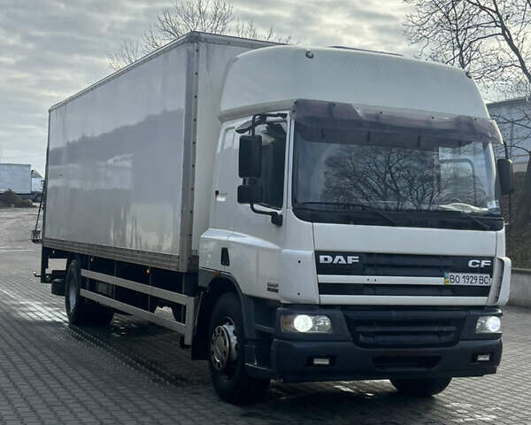 Белый Даф СФ, объемом двигателя 5.88 л и пробегом 700 тыс. км за 16000 $, фото 3 на Automoto.ua