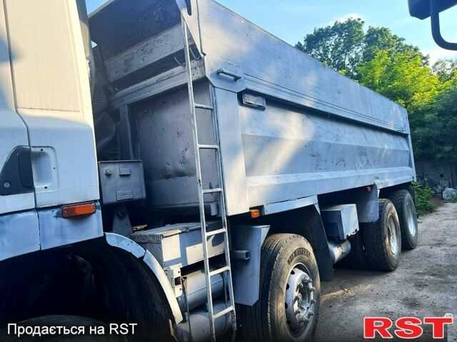 Белый Даф СФ, объемом двигателя 12.6 л и пробегом 376 тыс. км за 25500 $, фото 3 на Automoto.ua
