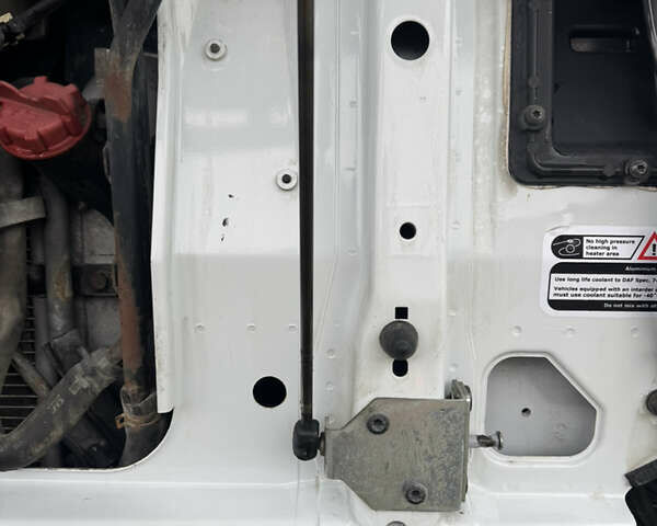 Белый Даф СФ, объемом двигателя 12 л и пробегом 920 тыс. км за 25700 $, фото 19 на Automoto.ua