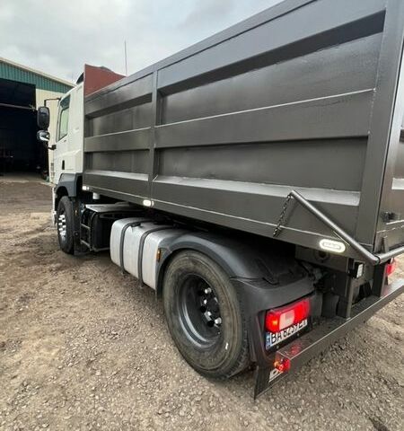 Белый Даф СФ, объемом двигателя 12.9 л и пробегом 467 тыс. км за 32000 $, фото 7 на Automoto.ua