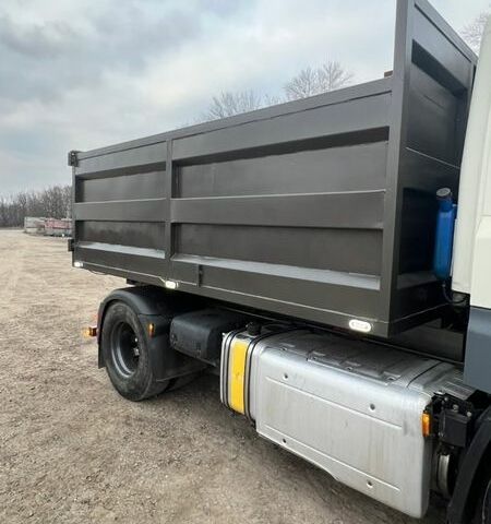 Белый Даф СФ, объемом двигателя 12.9 л и пробегом 467 тыс. км за 32000 $, фото 4 на Automoto.ua