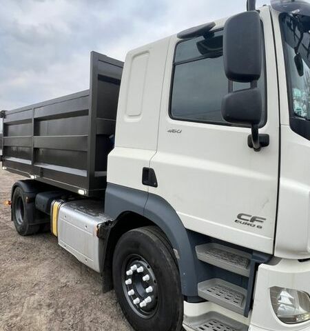 Белый Даф СФ, объемом двигателя 12.9 л и пробегом 467 тыс. км за 32000 $, фото 3 на Automoto.ua