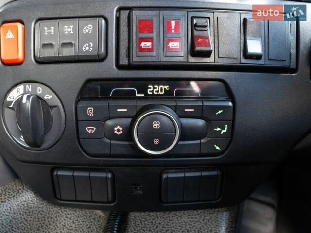 Білий Даф CF, об'ємом двигуна 10.7 л та пробігом 361 тис. км за 68653 $, фото 11 на Automoto.ua