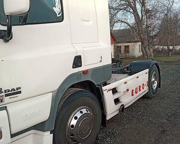 Белый Даф СФ, объемом двигателя 13 л и пробегом 130 тыс. км за 9550 $, фото 2 на Automoto.ua