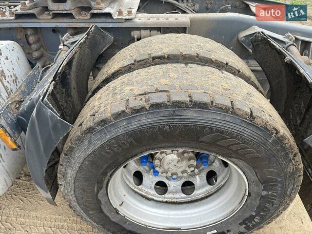 Белый Даф СФ, объемом двигателя 0 л и пробегом 1000 тыс. км за 9500 $, фото 4 на Automoto.ua