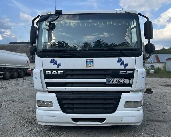 Белый Даф СФ, объемом двигателя 12.9 л и пробегом 890 тыс. км за 14200 $, фото 1 на Automoto.ua