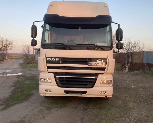 Белый Даф СФ, объемом двигателя 12.9 л и пробегом 920 тыс. км за 18500 $, фото 2 на Automoto.ua