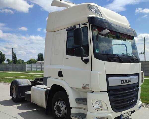 Белый Даф СФ, объемом двигателя 10.84 л и пробегом 584 тыс. км за 29000 $, фото 1 на Automoto.ua