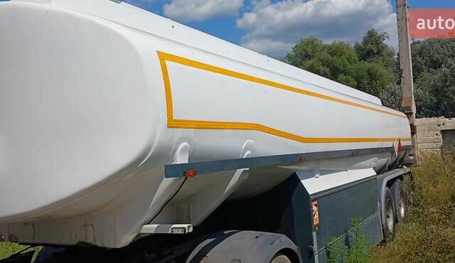 Червоний Даф CF, об'ємом двигуна 12.9 л та пробігом 900 тис. км за 28000 $, фото 2 на Automoto.ua