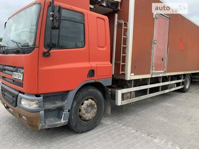 Красный Даф СФ, объемом двигателя 6.2 л и пробегом 1 тыс. км за 8900 $, фото 1 на Automoto.ua