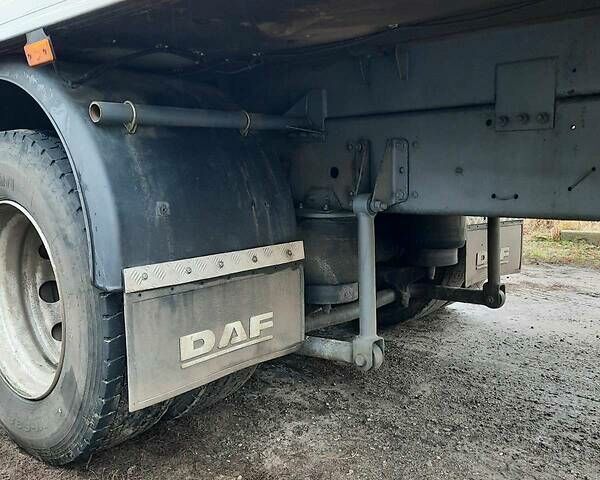 Красный Даф СФ, объемом двигателя 9.2 л и пробегом 745 тыс. км за 15000 $, фото 21 на Automoto.ua