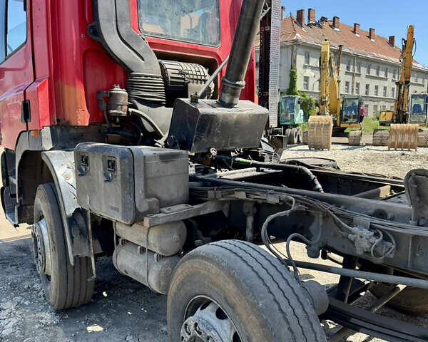 Красный Даф СФ, объемом двигателя 12.58 л и пробегом 784 тыс. км за 33500 $, фото 5 на Automoto.ua