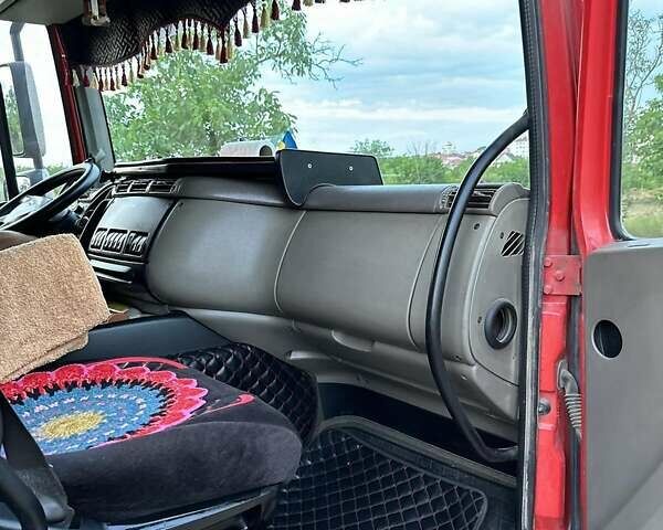 Красный Даф СФ, объемом двигателя 0 л и пробегом 1000 тыс. км за 9500 $, фото 8 на Automoto.ua