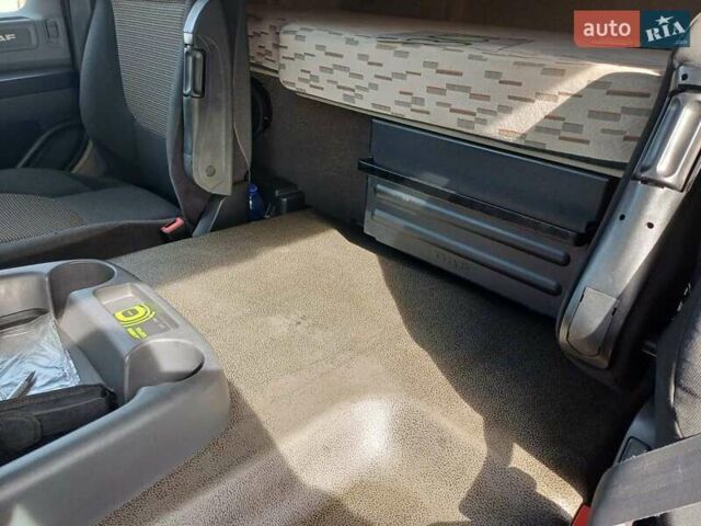 Даф СФ, объемом двигателя 0 л и пробегом 1000 тыс. км за 21862 $, фото 5 на Automoto.ua