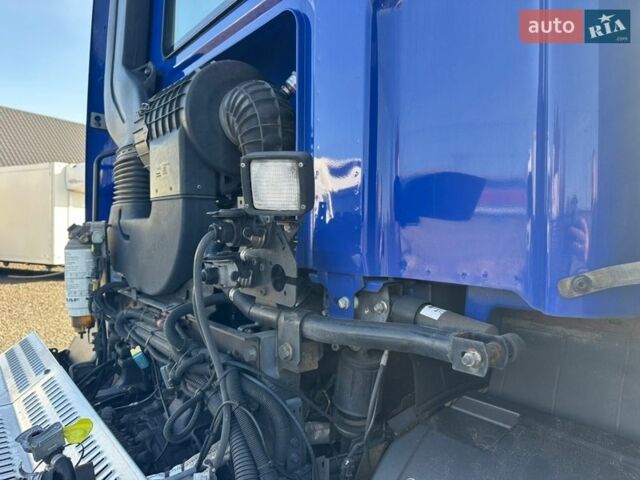 Синий Даф СФ, объемом двигателя 10.8 л и пробегом 485 тыс. км за 33200 $, фото 14 на Automoto.ua