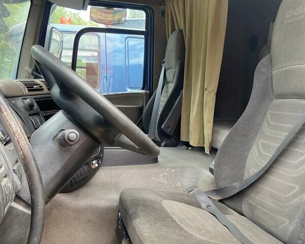 Синий Даф СФ, объемом двигателя 12.9 л и пробегом 684 тыс. км за 12000 $, фото 2 на Automoto.ua