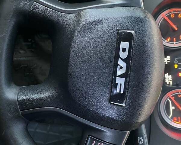 Оранжевый Даф СФ, объемом двигателя 10.8 л и пробегом 710 тыс. км за 26000 $, фото 24 на Automoto.ua