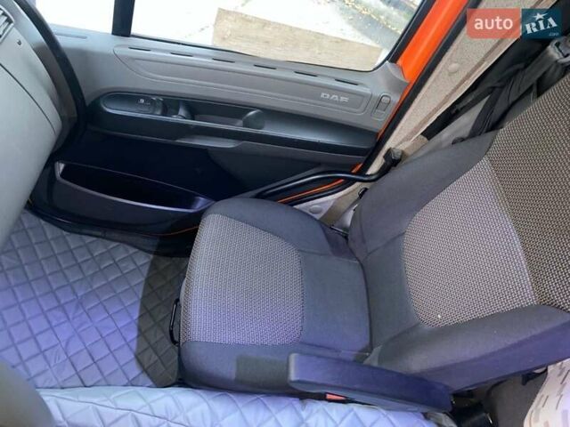 Оранжевый Даф СФ, объемом двигателя 10.8 л и пробегом 710 тыс. км за 26000 $, фото 27 на Automoto.ua