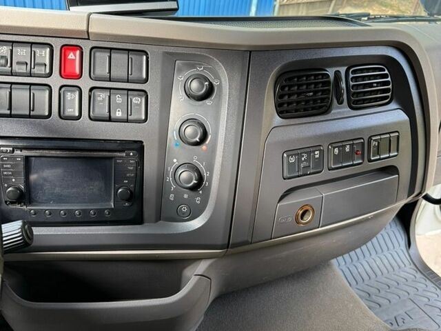 Белый Даф ФА, объемом двигателя 6.7 л и пробегом 450 тыс. км за 32900 $, фото 19 на Automoto.ua
