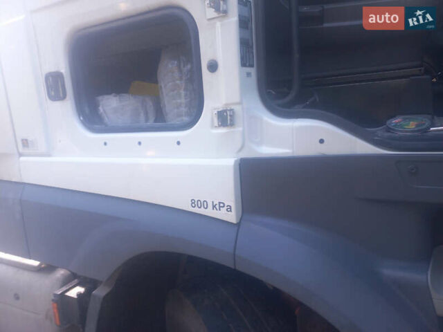 Белый Даф ФТ, объемом двигателя 12.9 л и пробегом 999 тыс. км за 17900 $, фото 9 на Automoto.ua