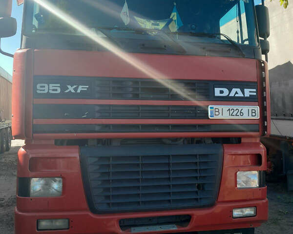 Червоний Даф ФТ, об'ємом двигуна 12.58 л та пробігом 800 тис. км за 7000 $, фото 3 на Automoto.ua